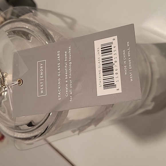 Glass jars that stack - Picture 3 of 4